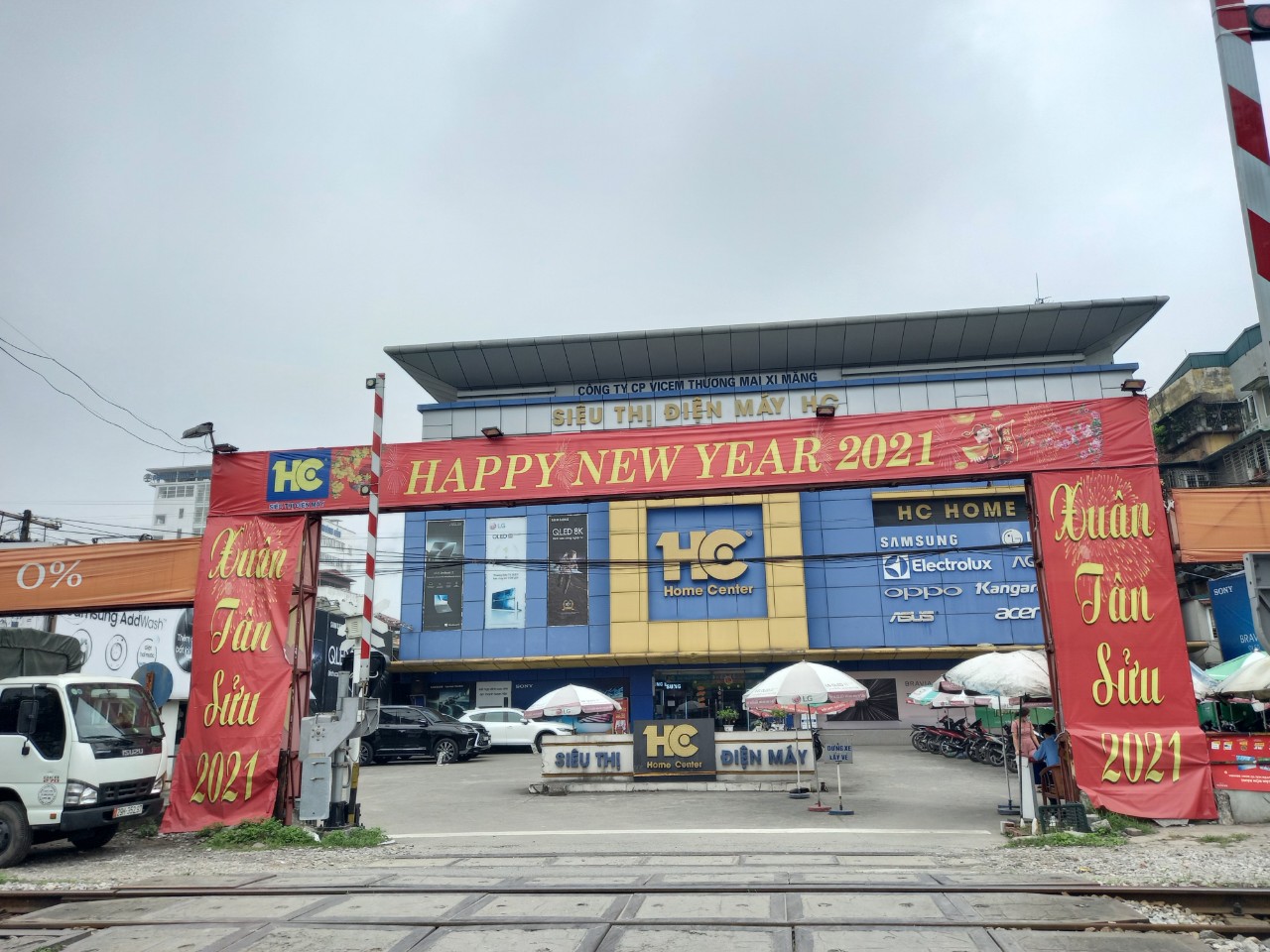 Hà Nội: Công ty cổ phần Vicem thương mại Xi măng có vi phạm trong việc chấp hành pháp luật về đất đai ?